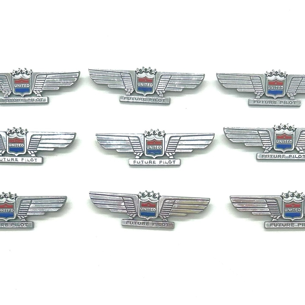 Lot of 9 United Airlines Future Pilot Wings Pin Vintage Plastic Kids Badges 3.5”
